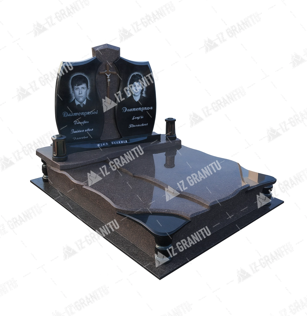 Подвійний пам'ятник 42